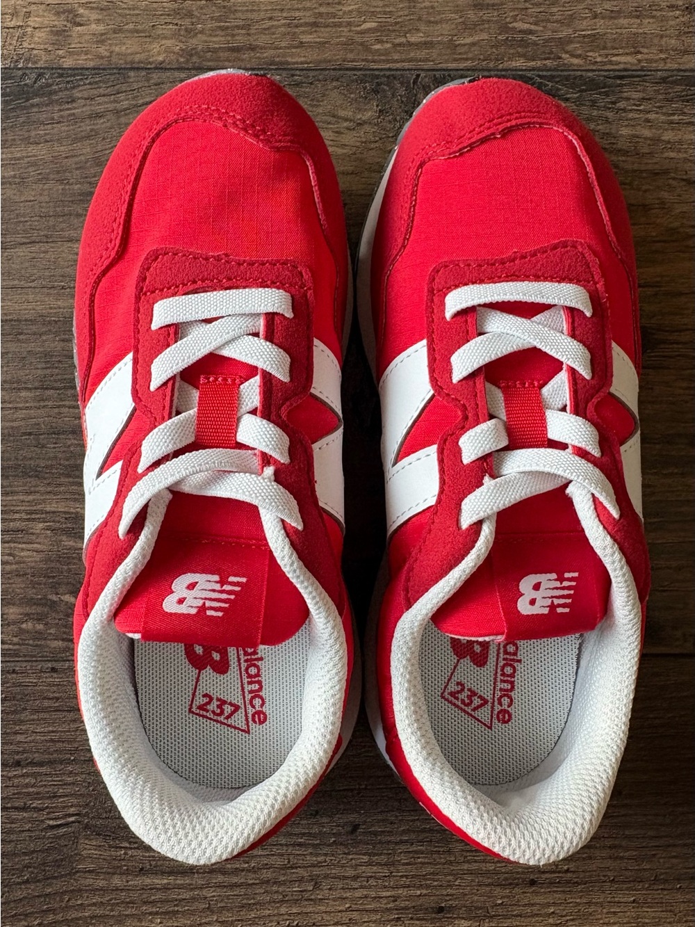 New Balance 237 bungee sneakers